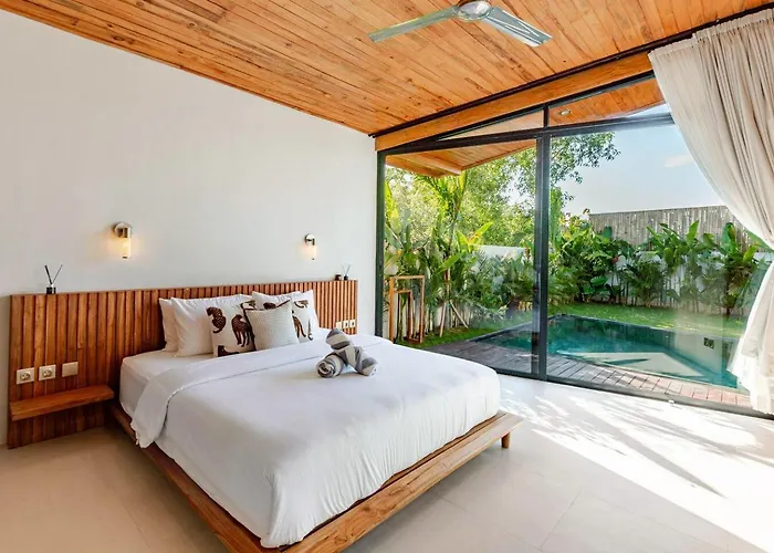 Villa Brand New 3br Designer - Heart Of *