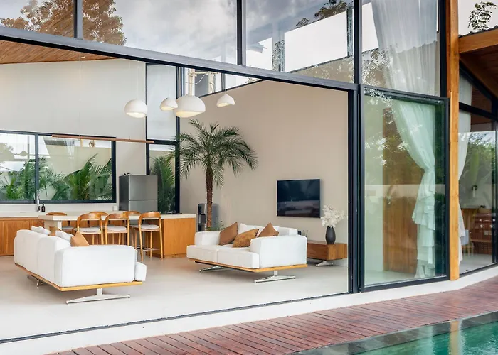 Brand New 3br Designer - Heart Of Villa *