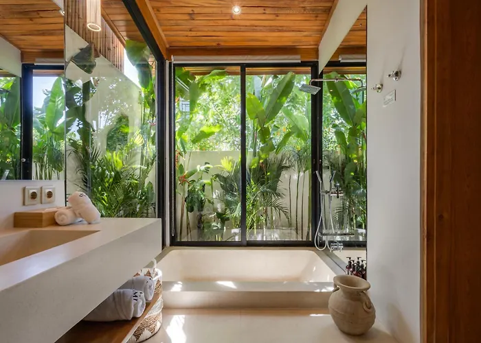 Brand New 3br Designer - Heart Of * Uluwatu (Bali)